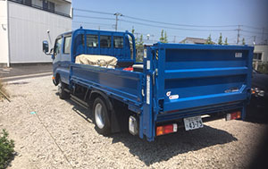 パワーゲート付きトラック 3台